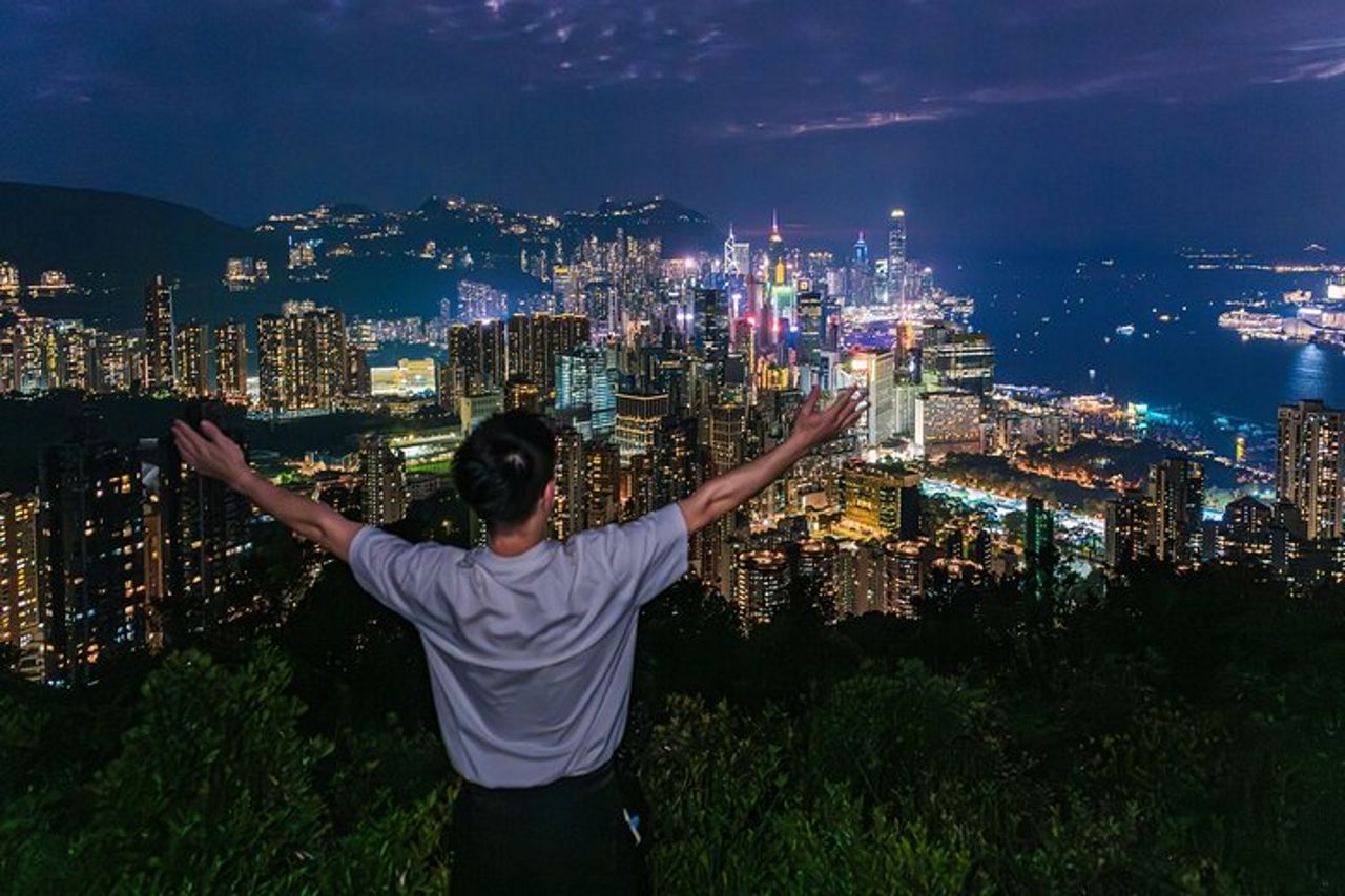 Tour privato di Hong Kong di notte