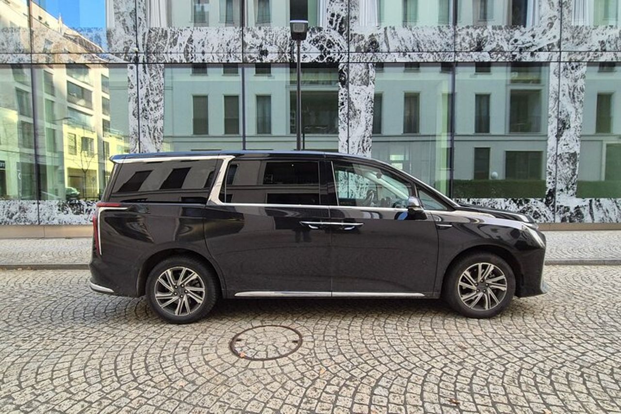 Transfer privato dall'aeroporto di Ginevra a Interlaken — 8