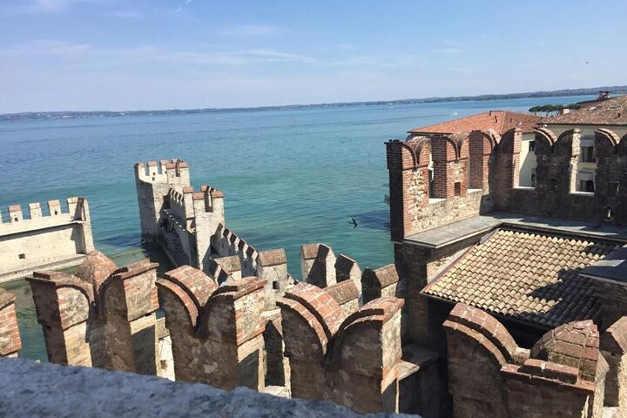 Escursione di mezza giornata sul Lago di Garda : Sirmione e visita di Borghetto — 4