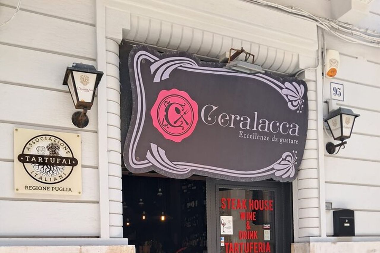 Bari : Corso di cucina pasta e tiramisù con vino — 2