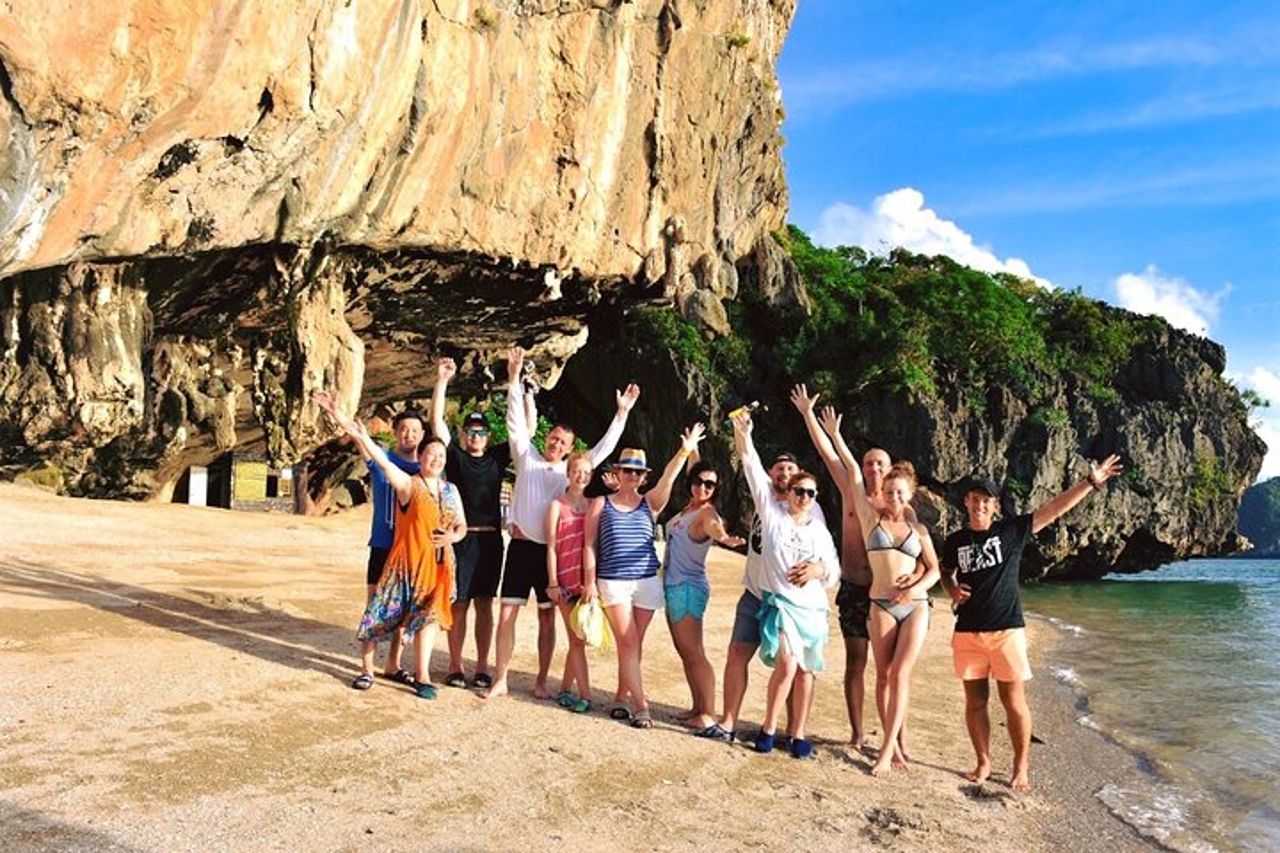 Isole James Bond e tour in canoa sul mare della baia di Phang Nga da Phuket — 7