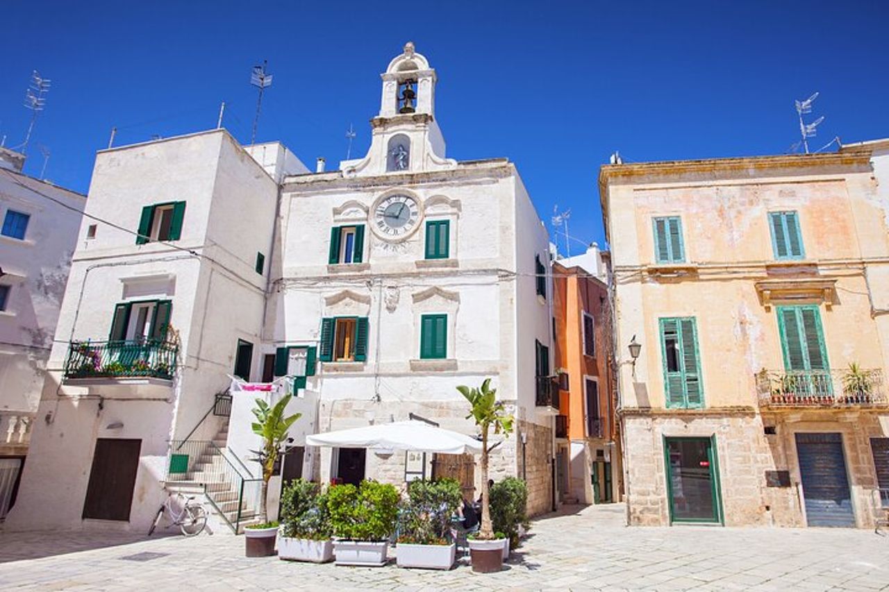 Escursione guidata a terra a Bari: Matera, Alberobello e Polignano — 9