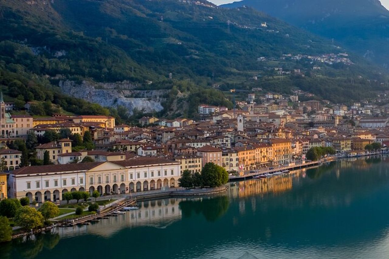 Tour Panoramico in Barca sul lago d'Iseo — 8