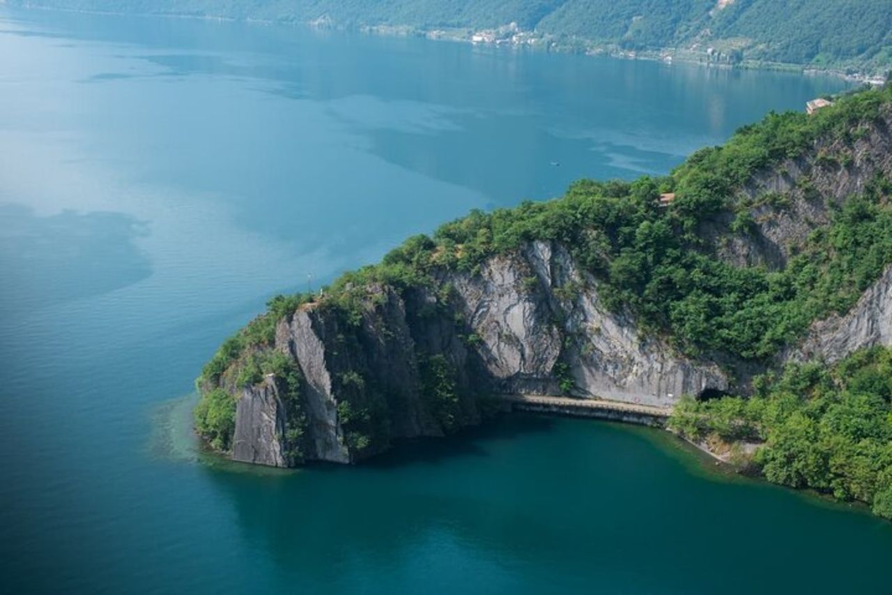 Tour Panoramico in Barca sul lago d'Iseo — 2