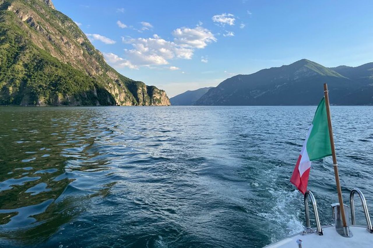 Tour Panoramico in Barca sul lago d'Iseo — 5