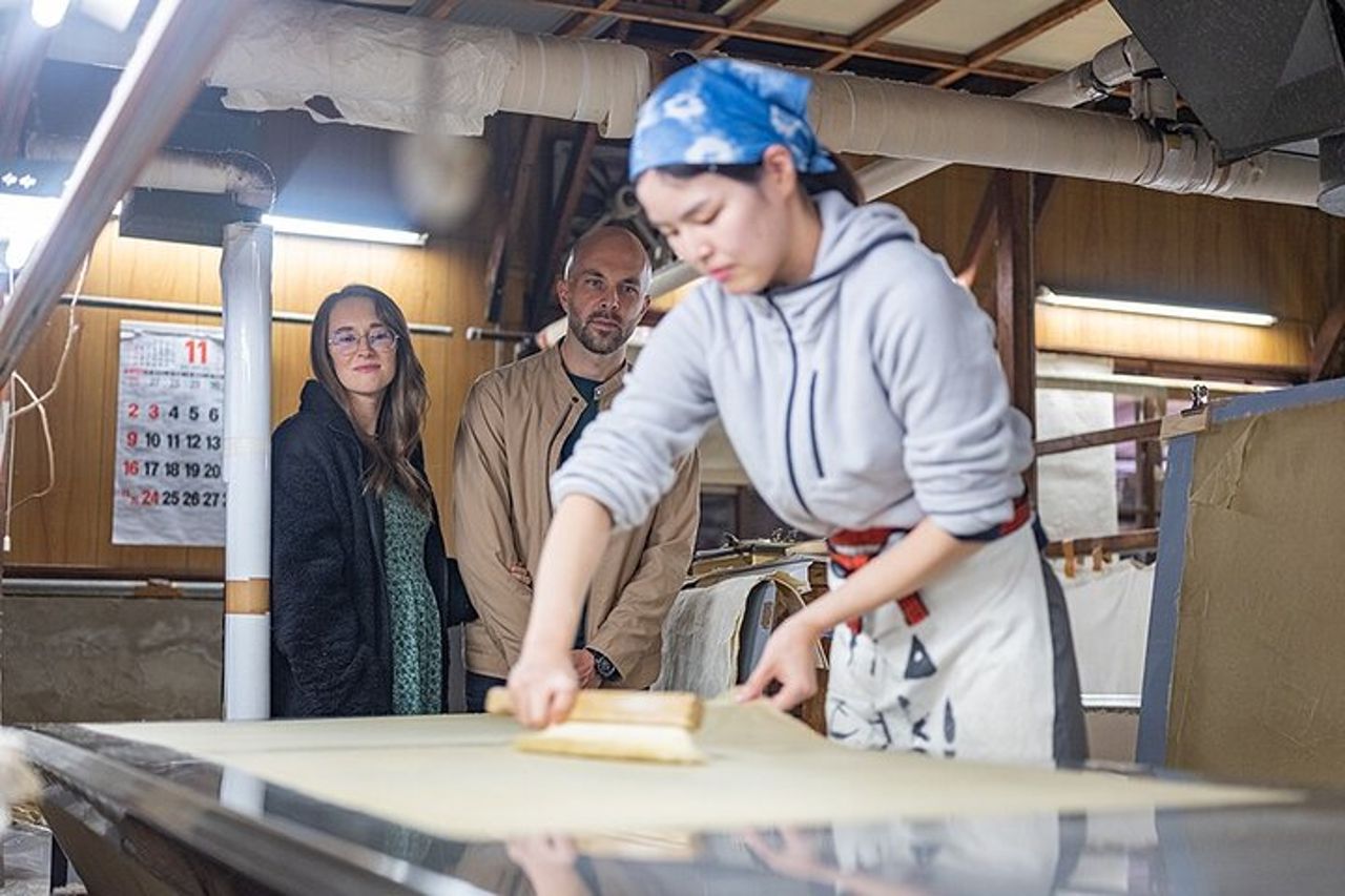 Arazzo Washi dorato e tour della fabbrica di carta a Uchiko — 4