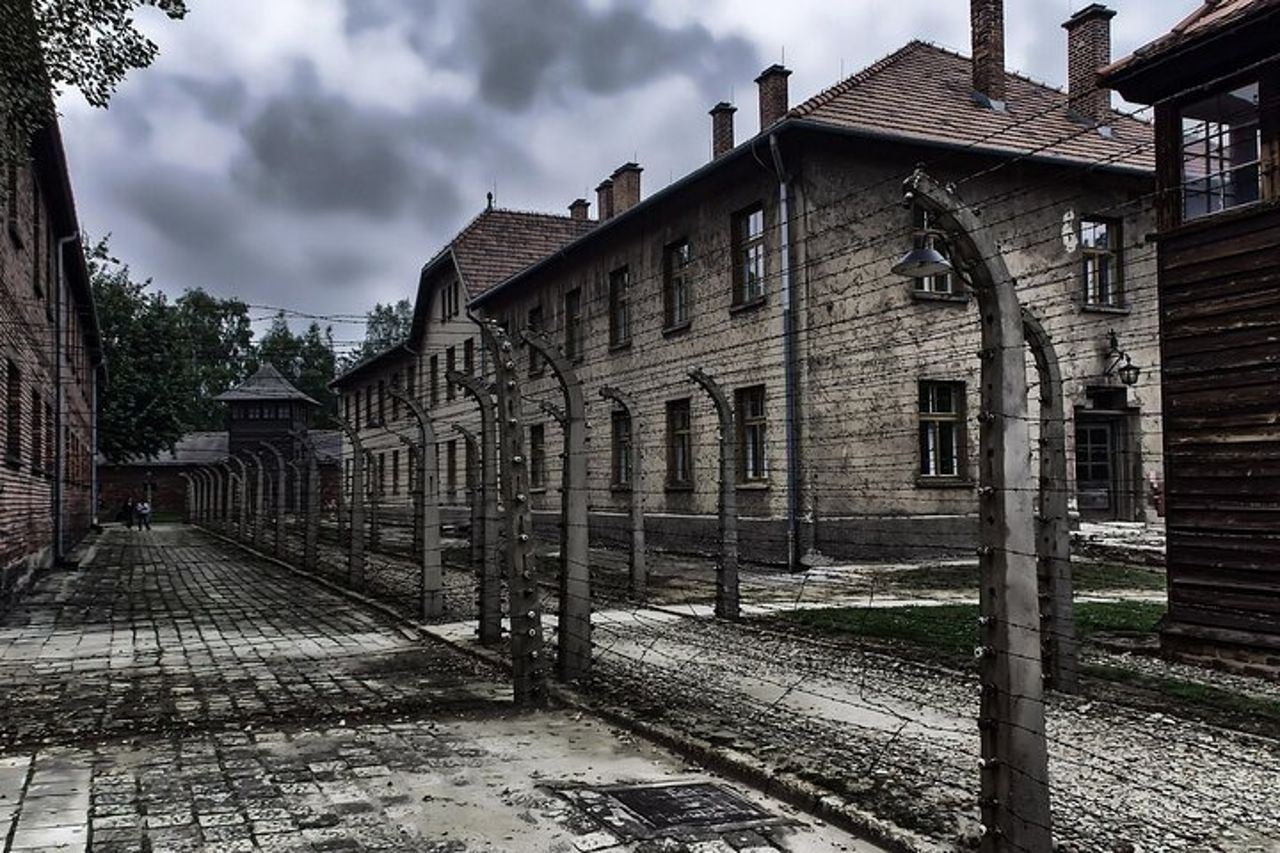 Auschwitz-Birkenau Tour completo Pick up dell'hotel — 3