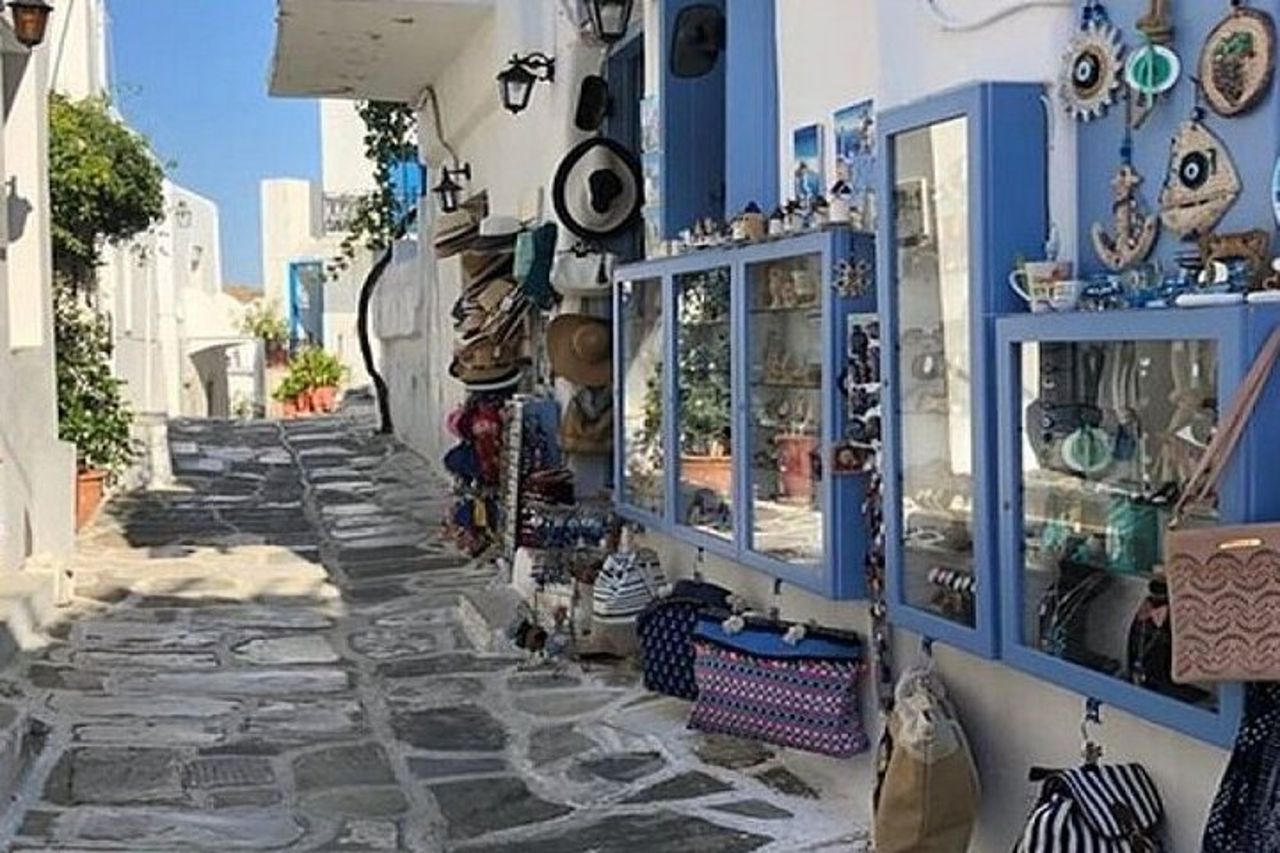 Tour privato di Paros, villaggio di Lefkes - Naousa con degustazione di torte — 3