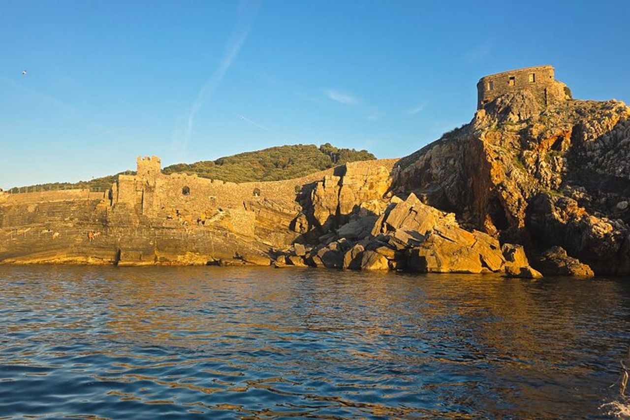 Tour in Barca delle Cinque Terre con Partenza da Monterosso — 7