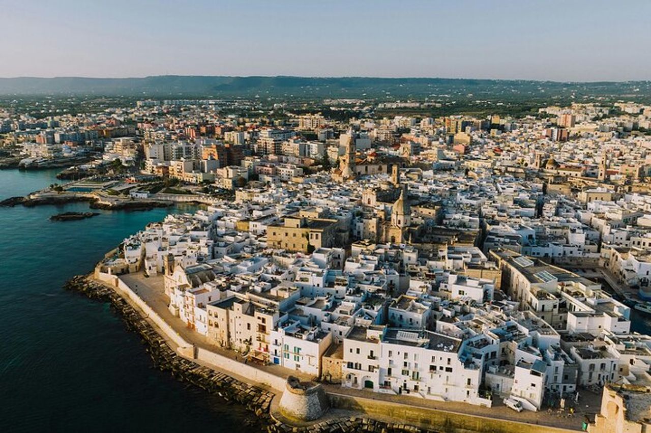 Tour privato in Puglia: Polignano, Monopoli, Alberobello, Ostuni — 5