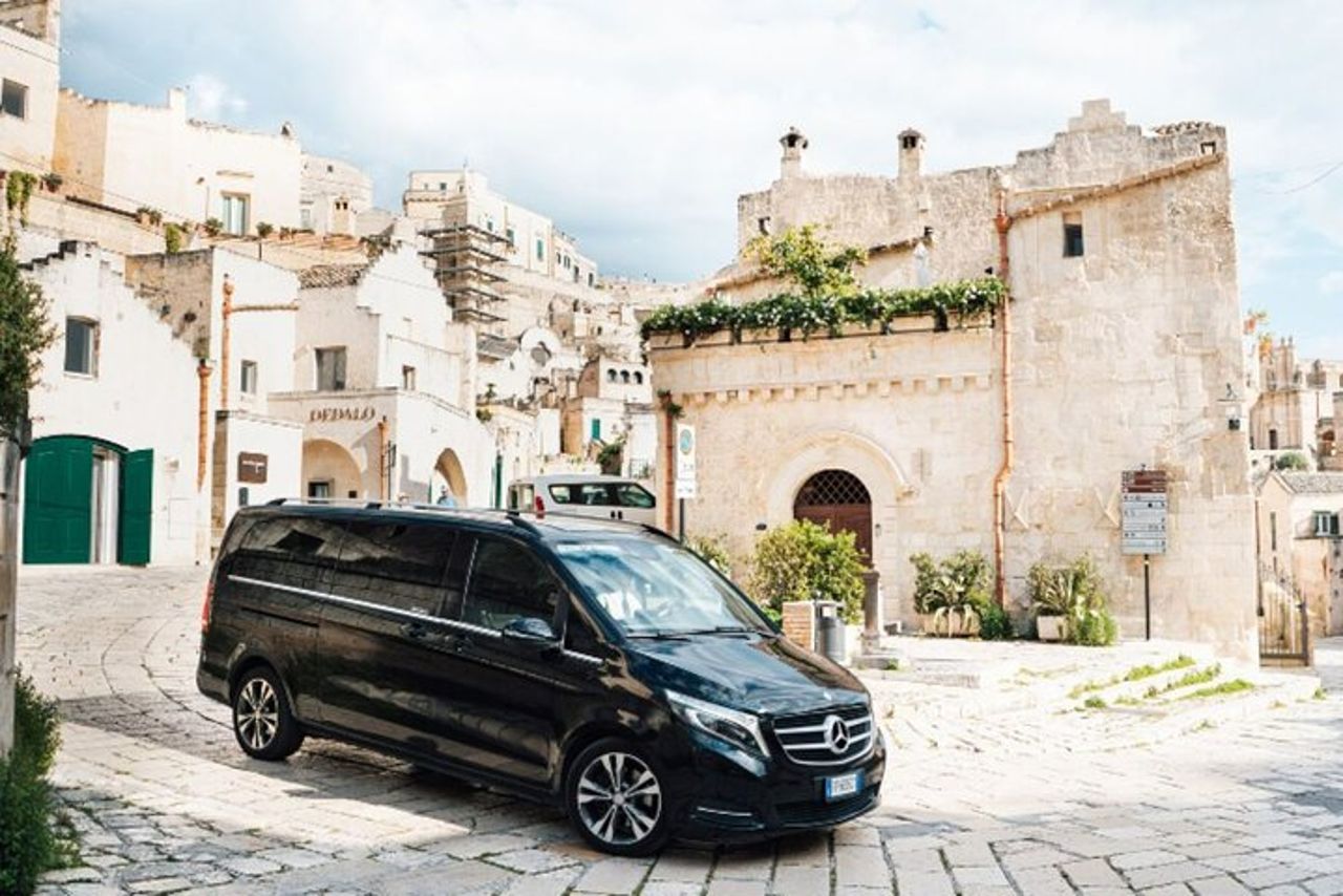 Transfer Privato da Matera all'aereoporto di Bari — 2