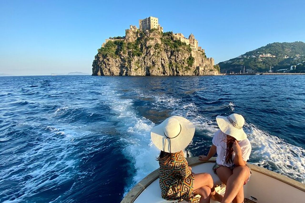 Tour Privato di mezza giornata dell'Isola d'Ischia o Procida — 4
