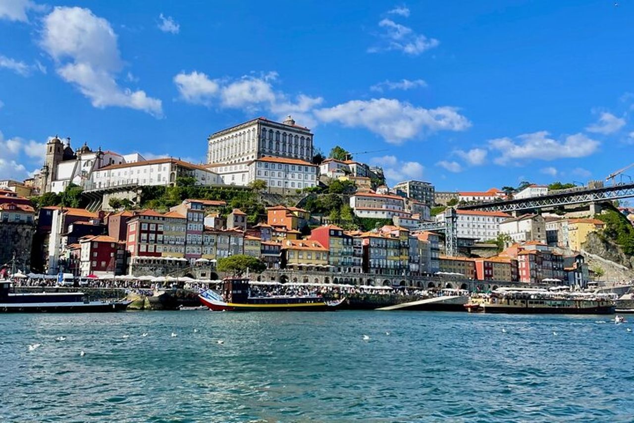Degustazione privata di vini nella valle del Douro (da 1 a 7 persone) su uno yacht solo per te. — 4