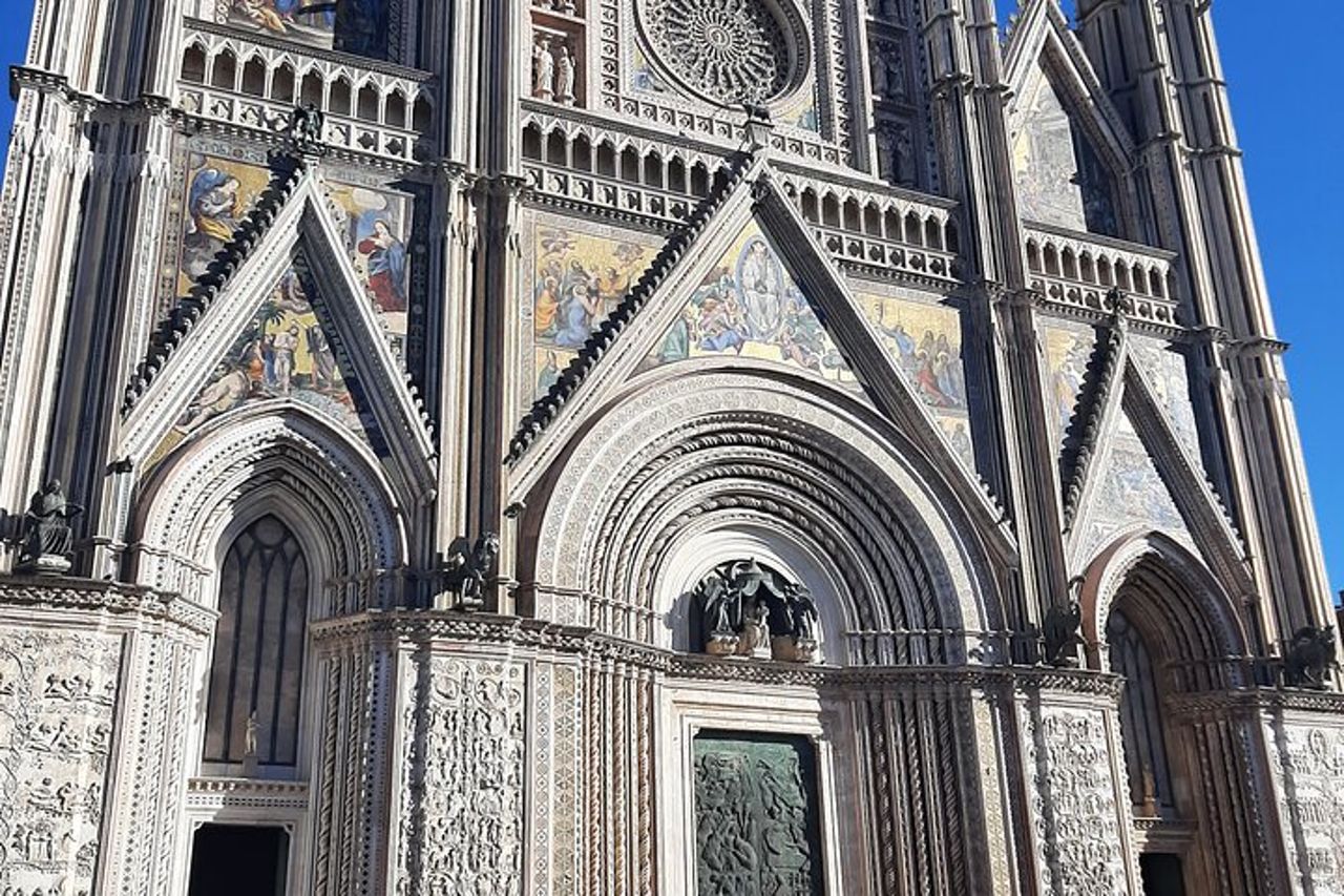 Tour di un giorno a Orvieto e Civita di Bagnoregio dal porto di Civitavecchia — 8