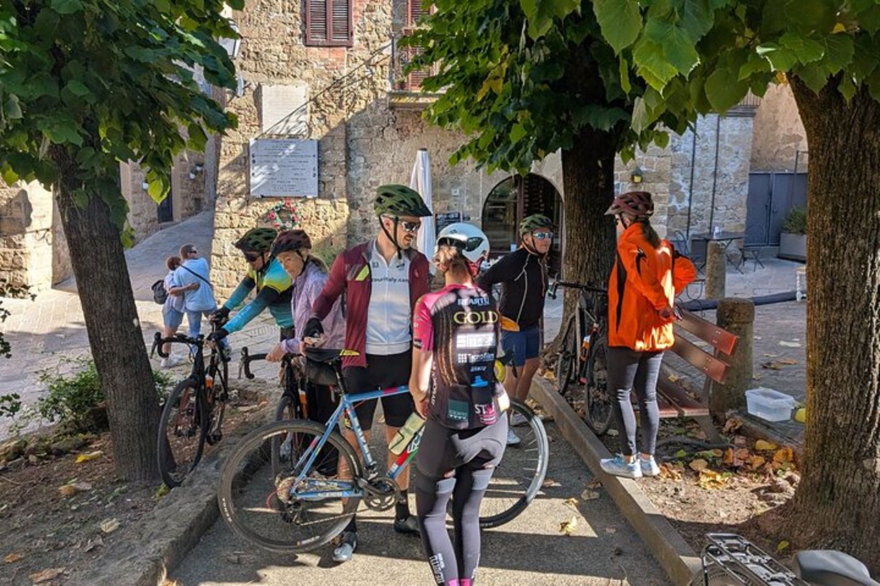 Sulle orme di Francesco Tour in E Bike da Perugia ad Assisi — 2