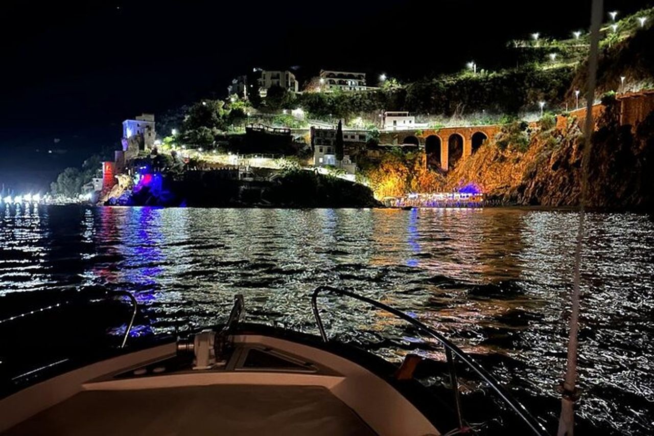 Tramonto in barca da Salerno a Capo D'Orso Amalfi Coast — 5