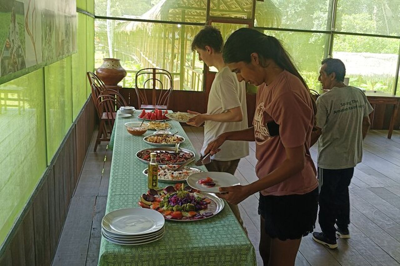Amazon Wildlife Tours Lodge Soggiorno 3 giorni 2 notti — 6