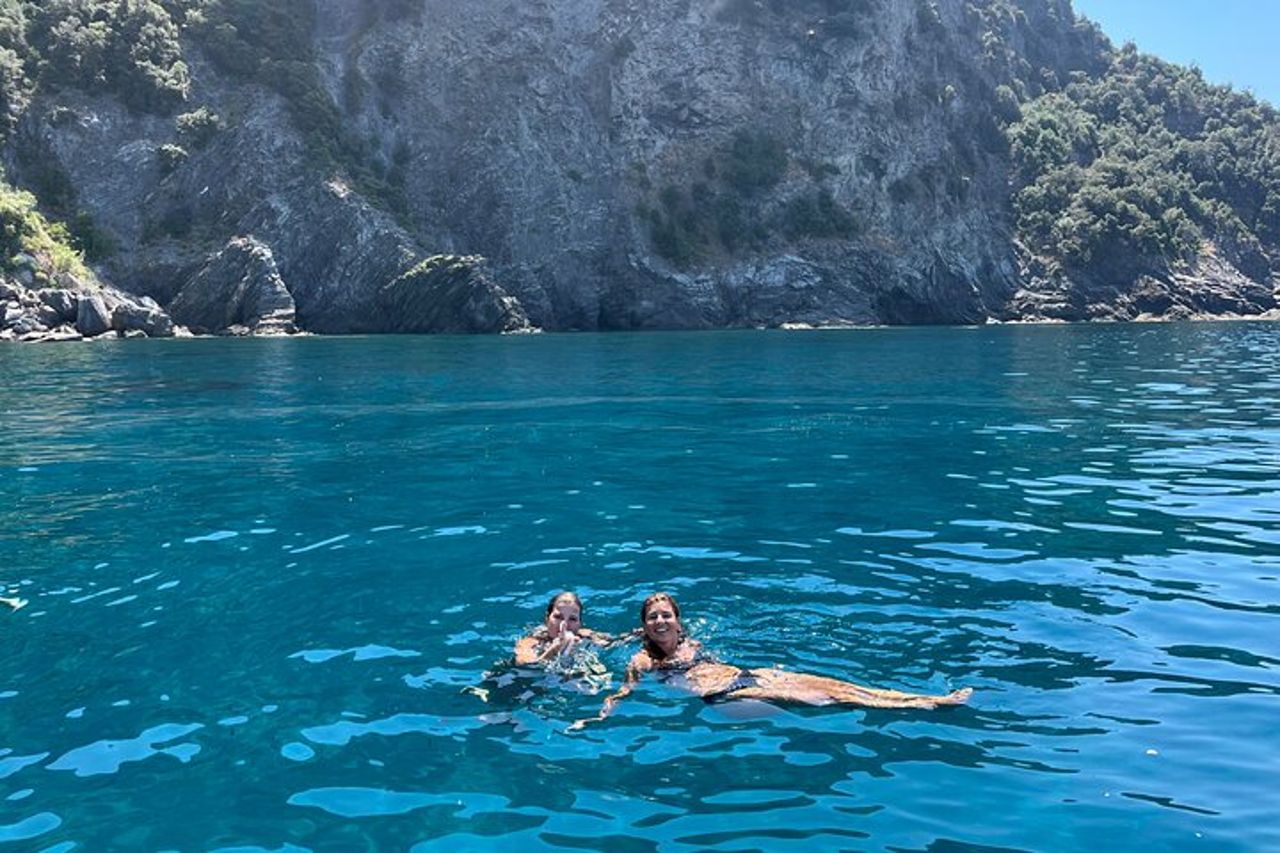 Monterosso :Cinque Terre boat tour day or sunset with aperitif — 8