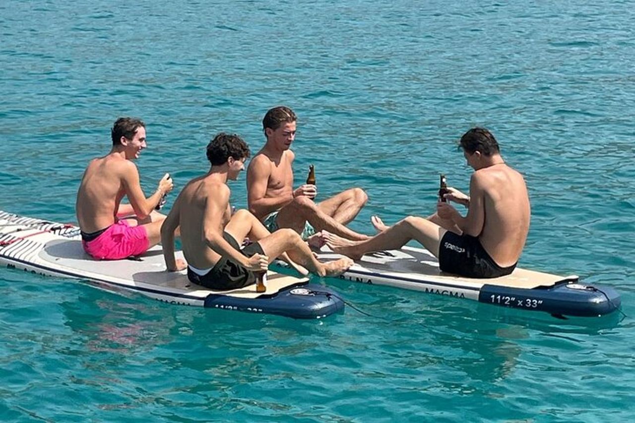 Favignana Tour in Catamarano di Lusso Isole Egadi con pranzo — 4