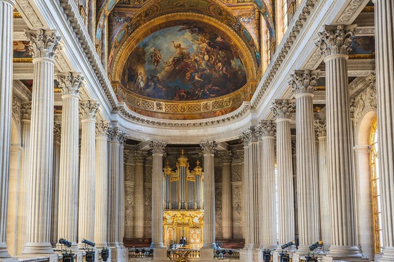 Tour guidato della Reggia di Versailles con accesso ai giardini da Parigi — 6