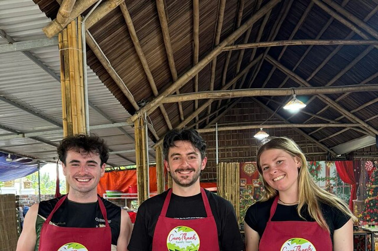 Hoi An Cooking Class con visita al mercato — 2