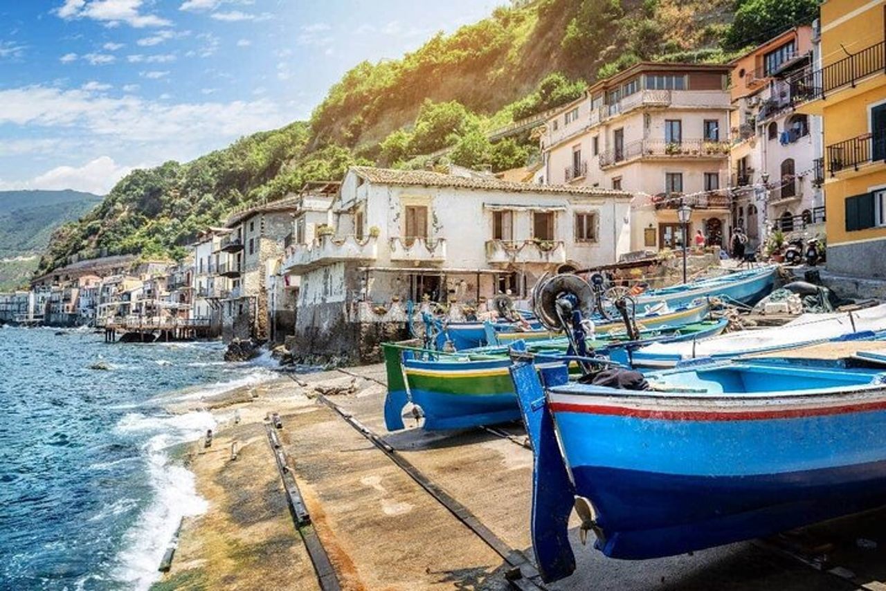 Scilla e Costa Messina: Escursione Privata in Barca Crocieristi — 7