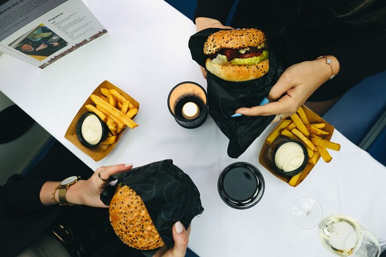 Crociera con cena ad Amsterdam con hamburger e bevande — 8