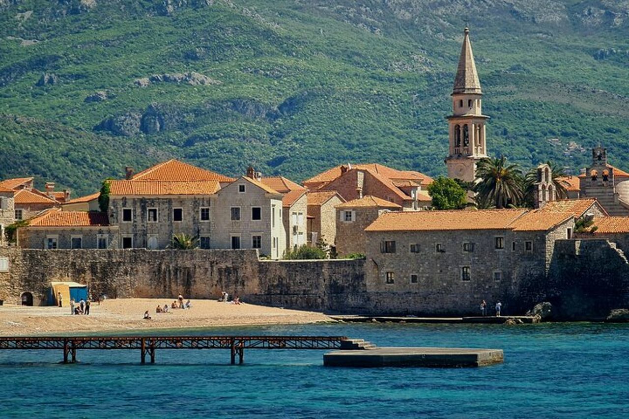 Tirana: tour di un giorno in Montenegro, Budva e Sveti Stefan — 8