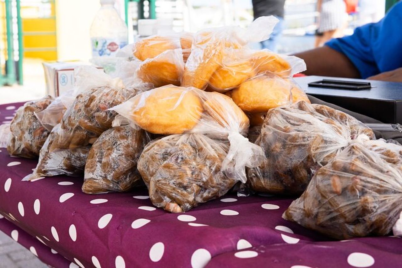 Scopri l'archivio culinario di Curaçao con un locale (tour a piedi) — 8