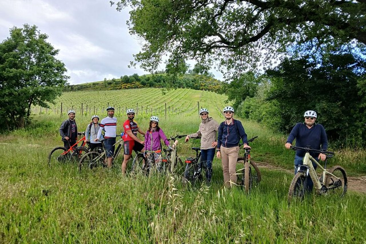 Assisi e-bike Tour to Montefalco hills — 2