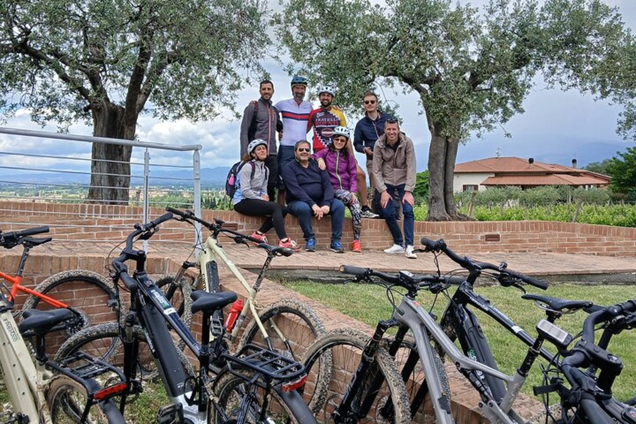 Assisi e-bike Tour to Montefalco hills — 4