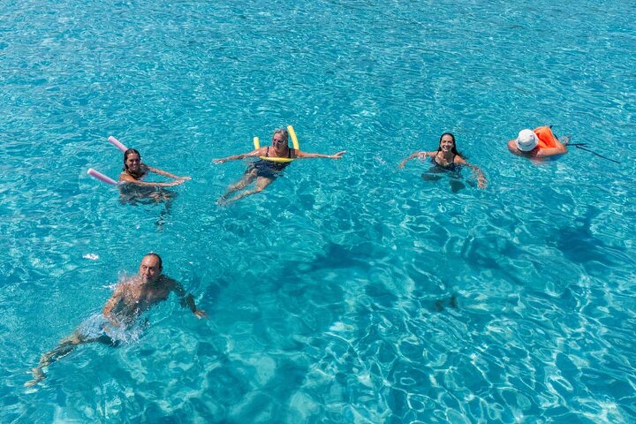 Escursione Blue Lagoon con scivolo gigante con partenza dal porto di Latchi — 8