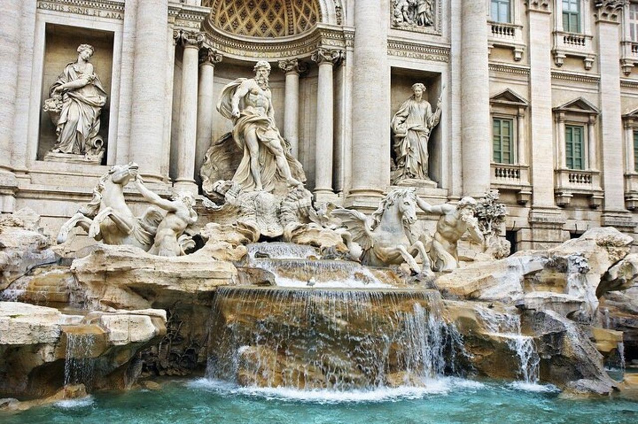 Tour guidato della Fontana di Trevi con accesso esclusivo — 9