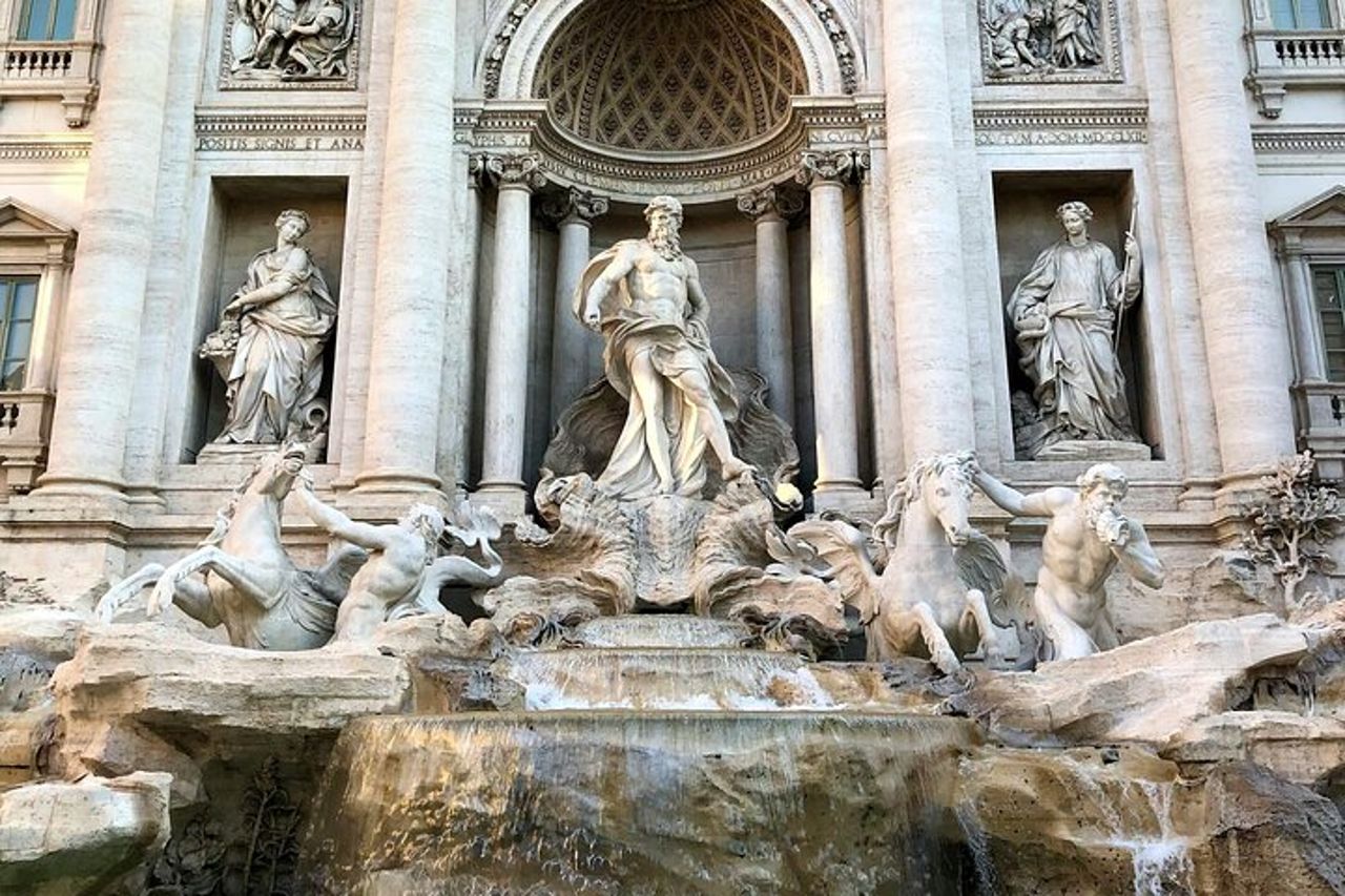 Ingresso esclusivo all'interno di Fontana di Trevi — 3