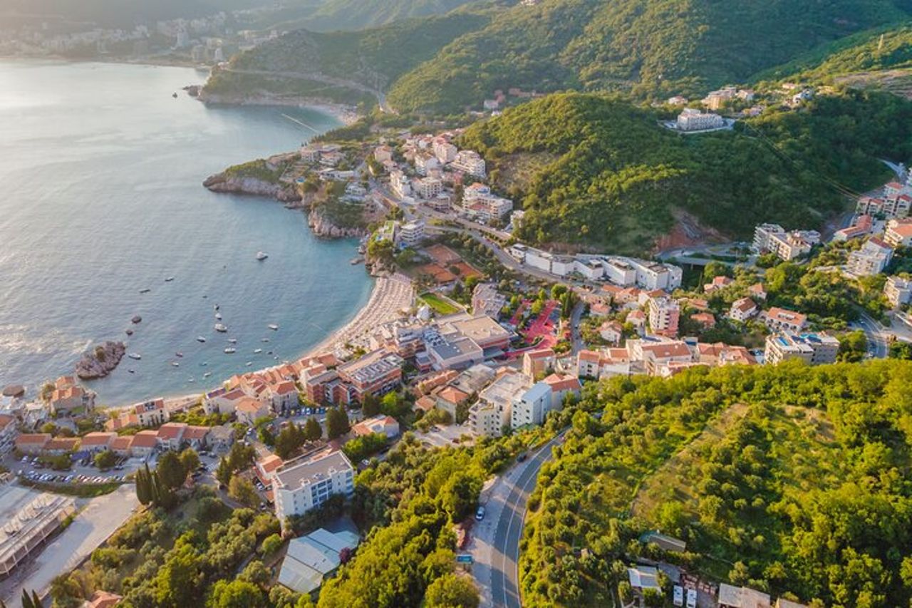 Tirana: tour di un giorno in Montenegro, Budva e Sveti Stefan — 3