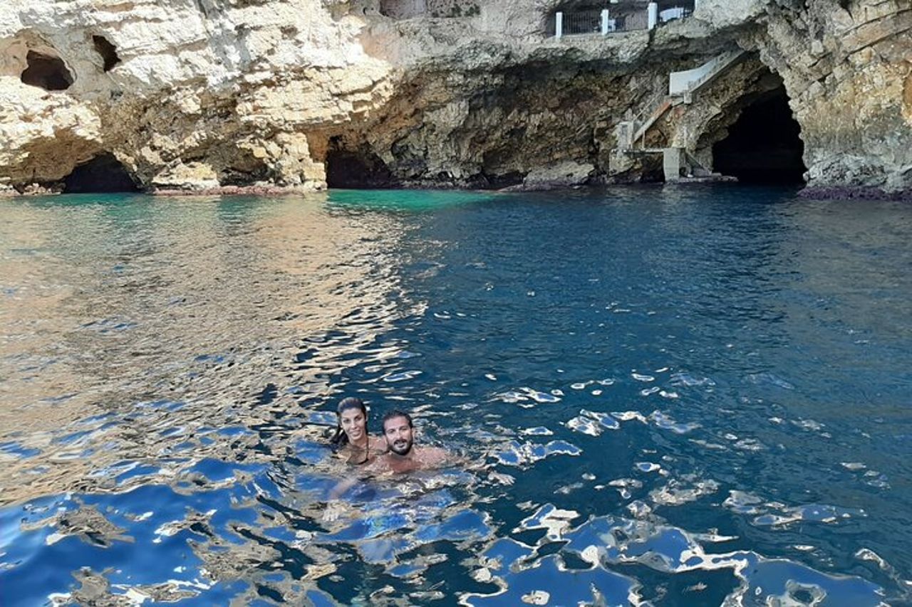 Monopoli 3h tour privato e lussuoso in barca — 2