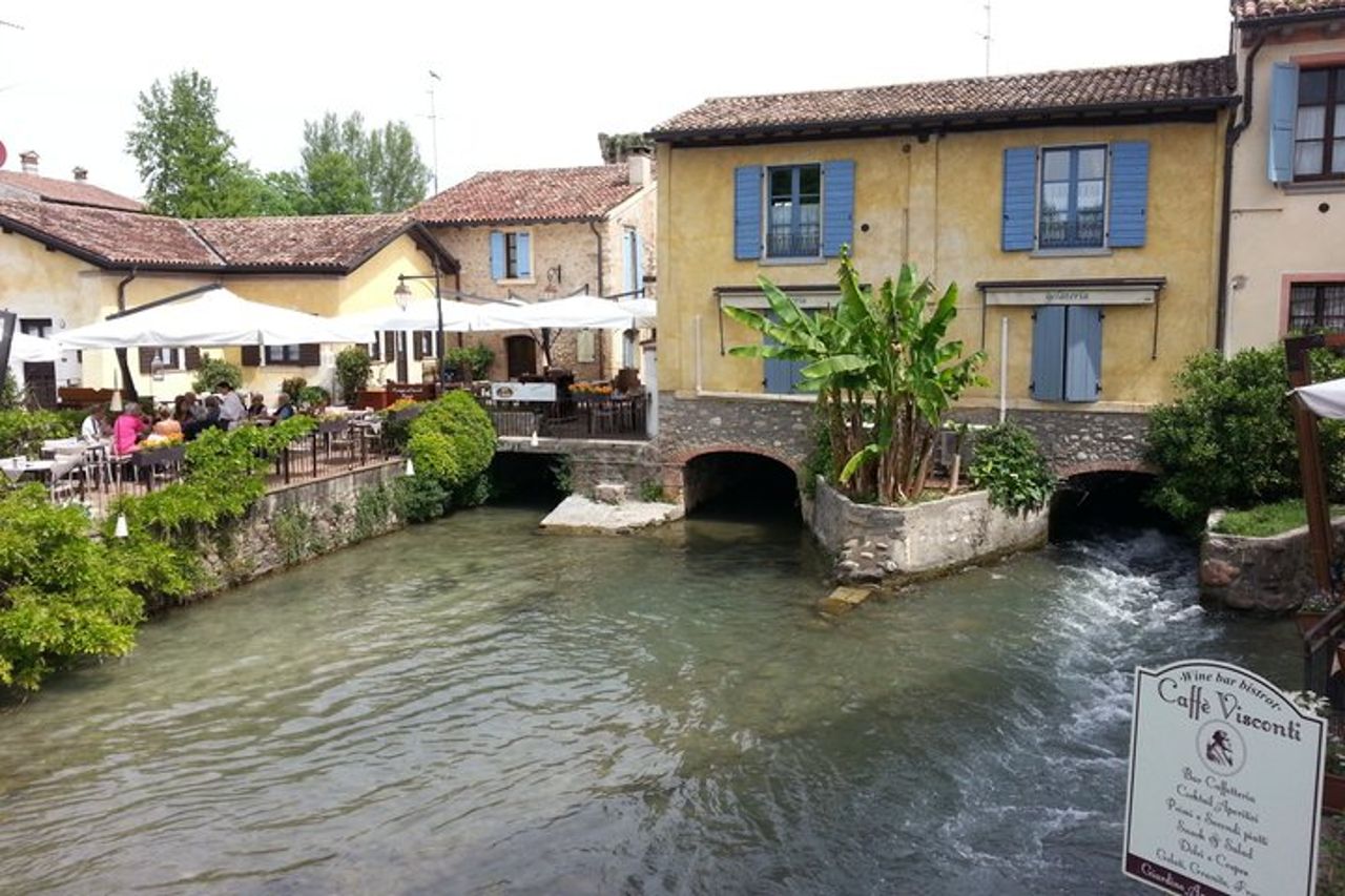 Escursione di mezza giornata sul Lago di Garda : Sirmione e visita di Borghetto — 7