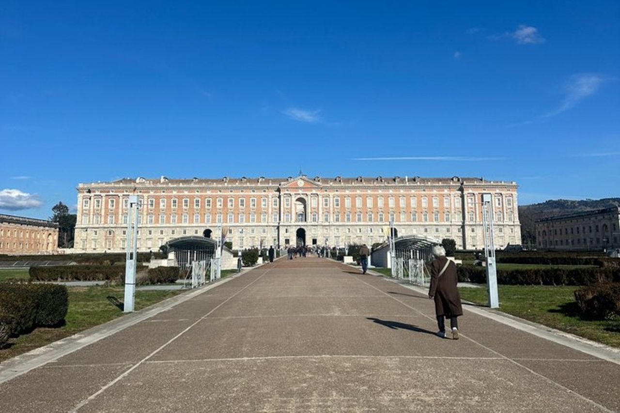 Trasferimenti privati da e per Napoli da Paestum e Caserta — 6