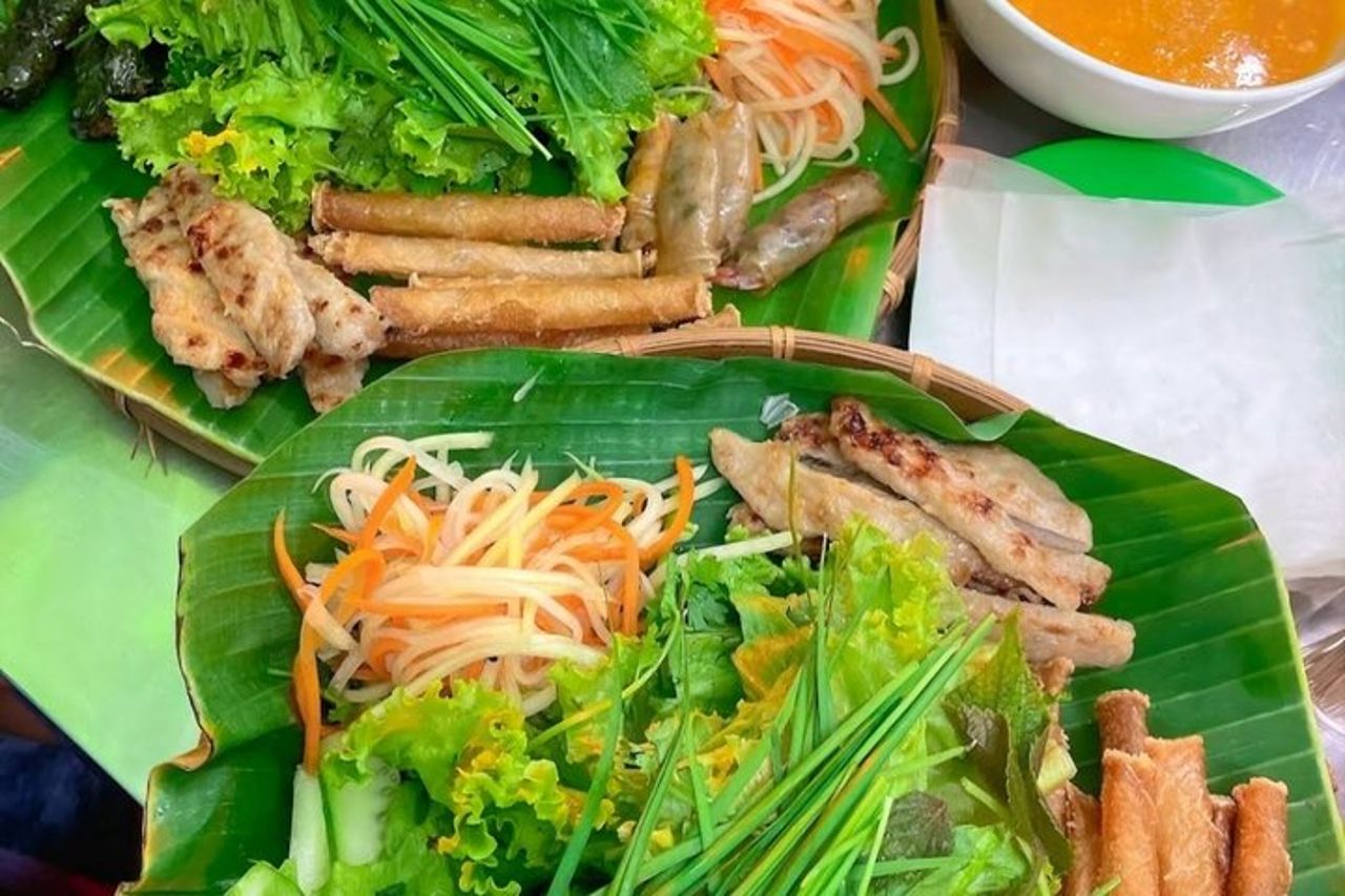 Nha Trang Degustazione di cibo locale e tour turistico in scooter — 8