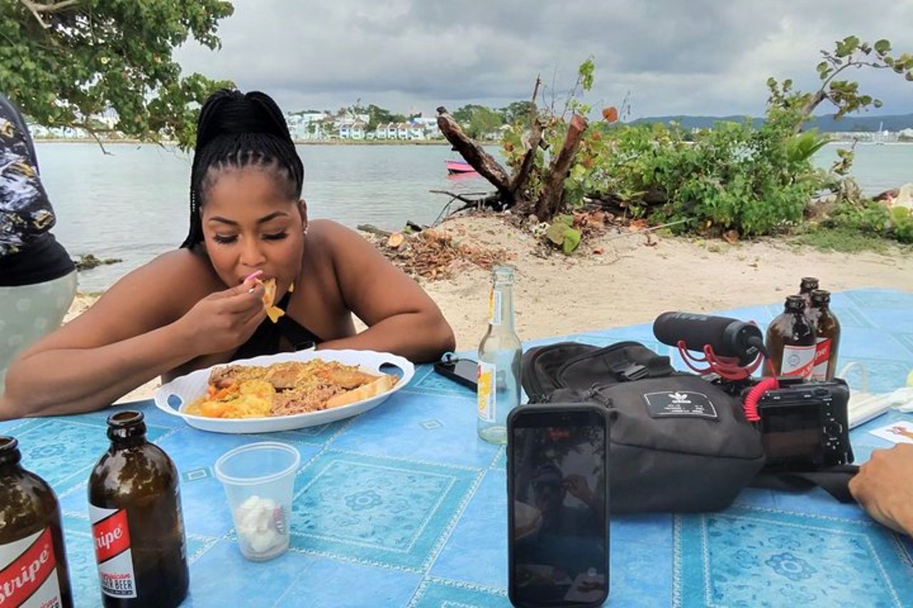 Mezza giornata Booby Cay Island Retreat con barbecue sulla spiaggia — 2