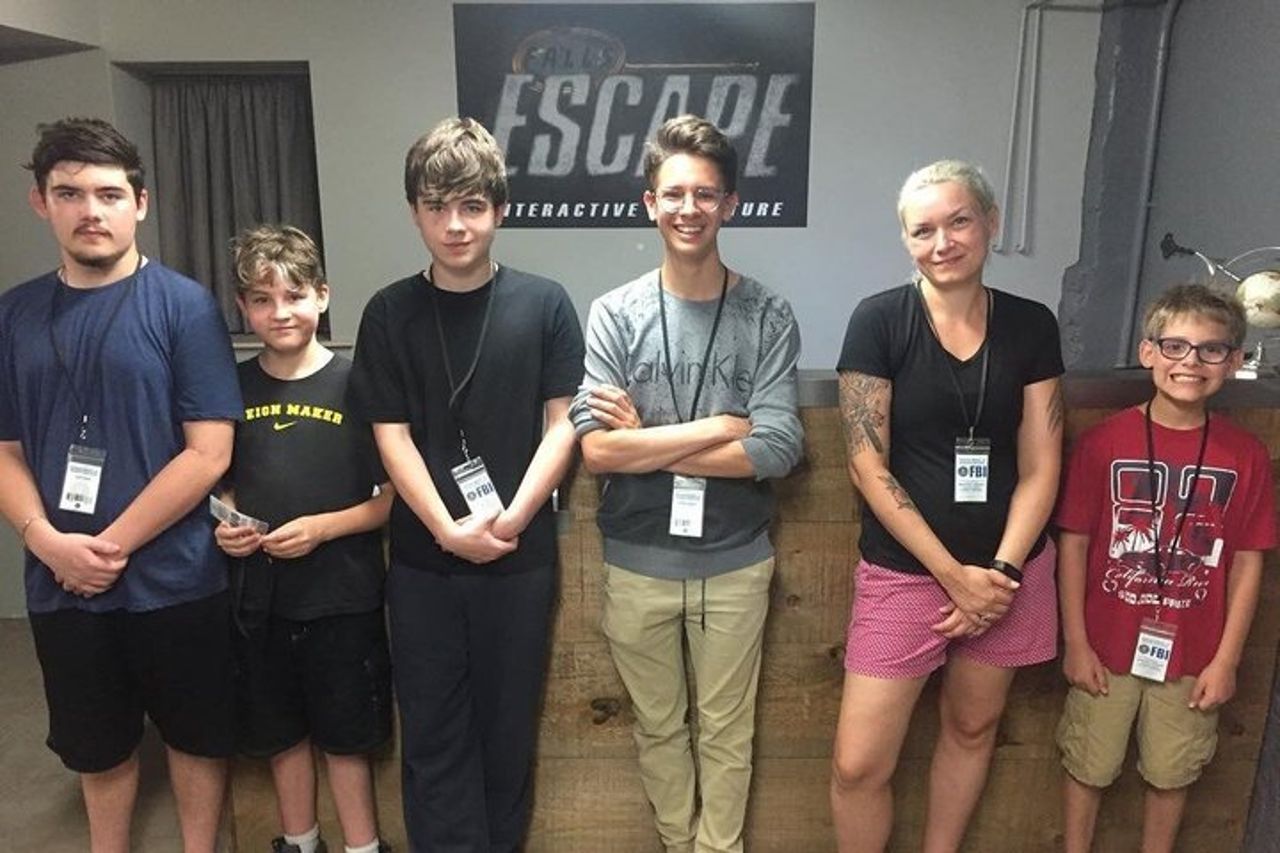 Esperienza in Escape Room nella Biblioteca Segreta alle Cascate del Niagara — 9