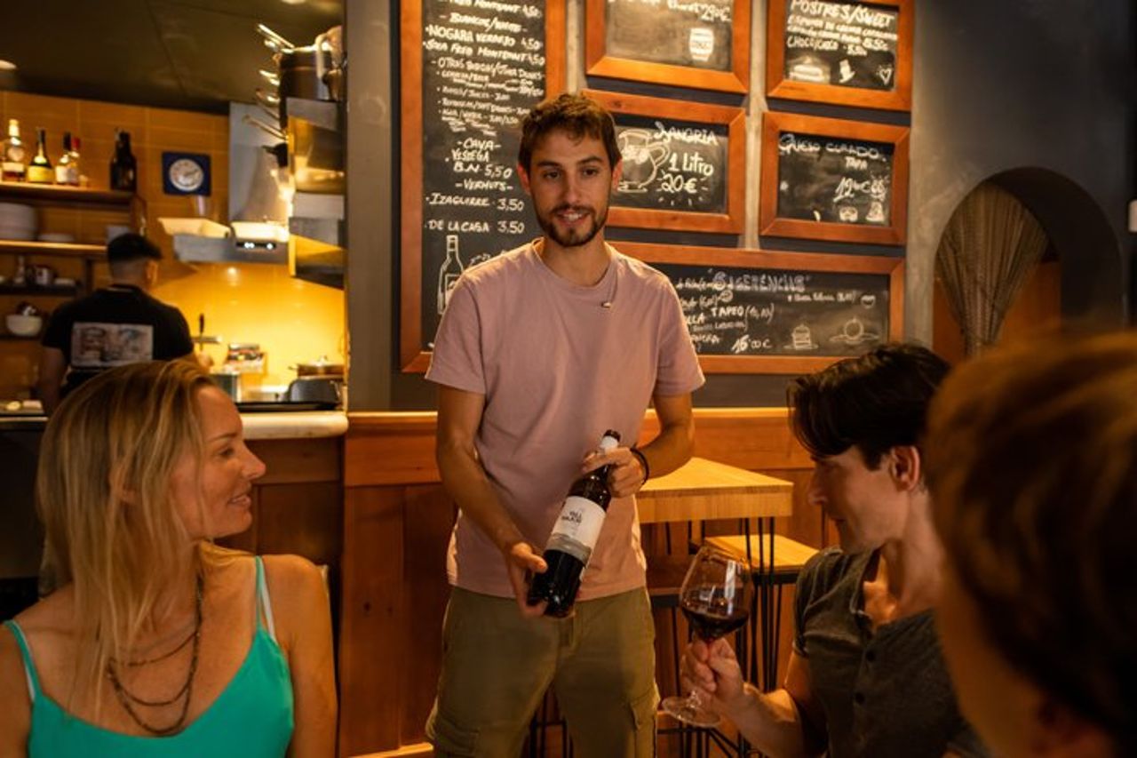 Quartiere Gotico di Barcellona VIP Tapas & Wine Tour — 6
