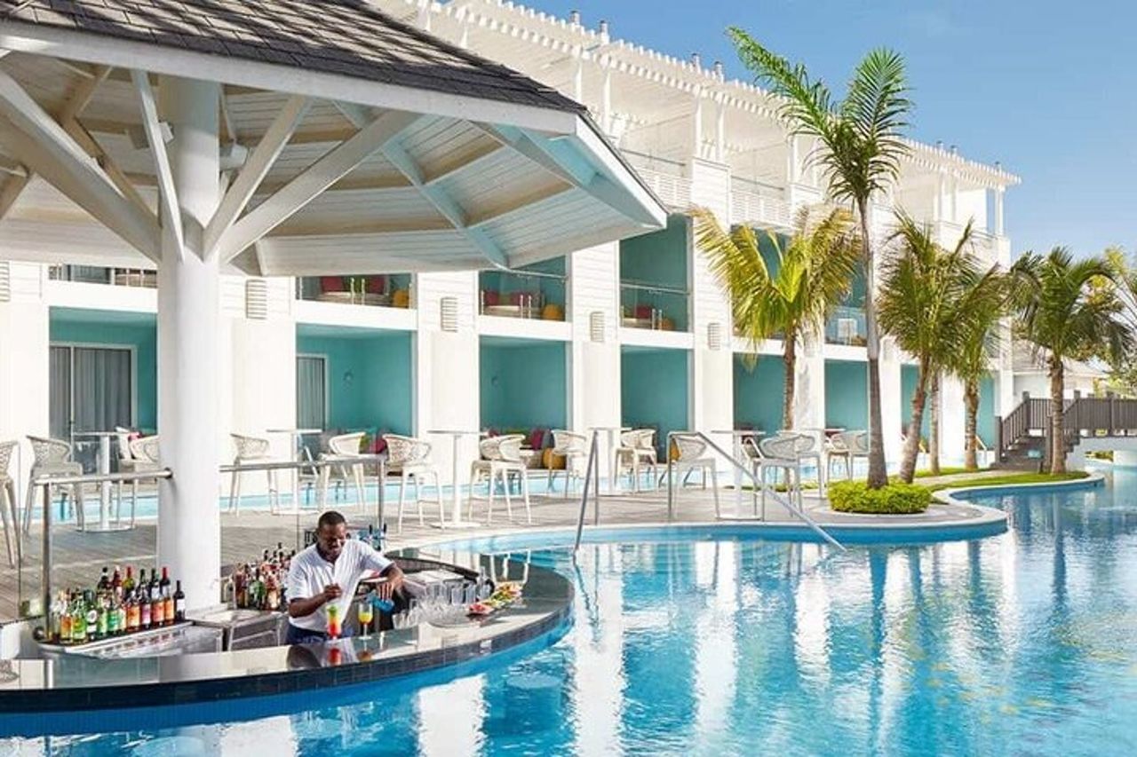 Trasferimenti privati dall'aeroporto di Montego Bay Giamaica agli hotel Negril — 3