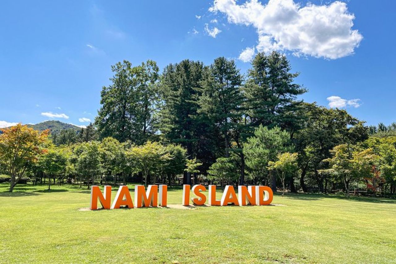 Nami Island e Petite France e gita di un villaggio italiano da Seoul — 3