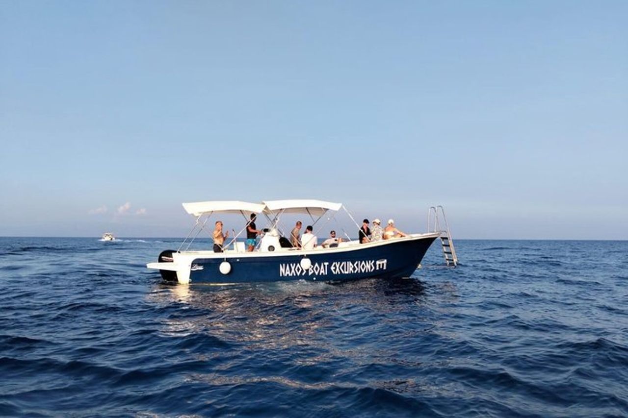 Escursione in barca alle grotte termali di Giardini Naxos e Taormina — 3