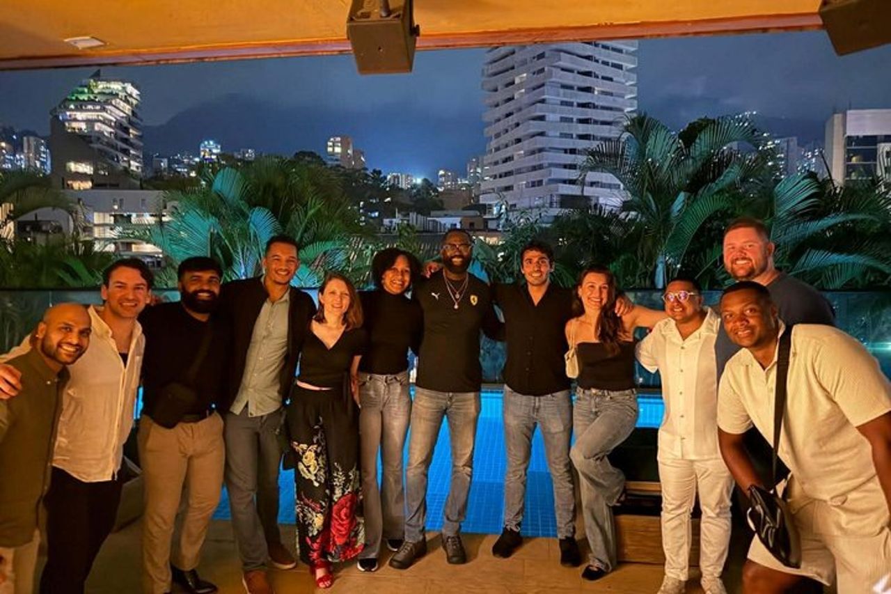 Medellin : Tour guidato della Provenza, dei tetti e dei club con accesso VIP — 3