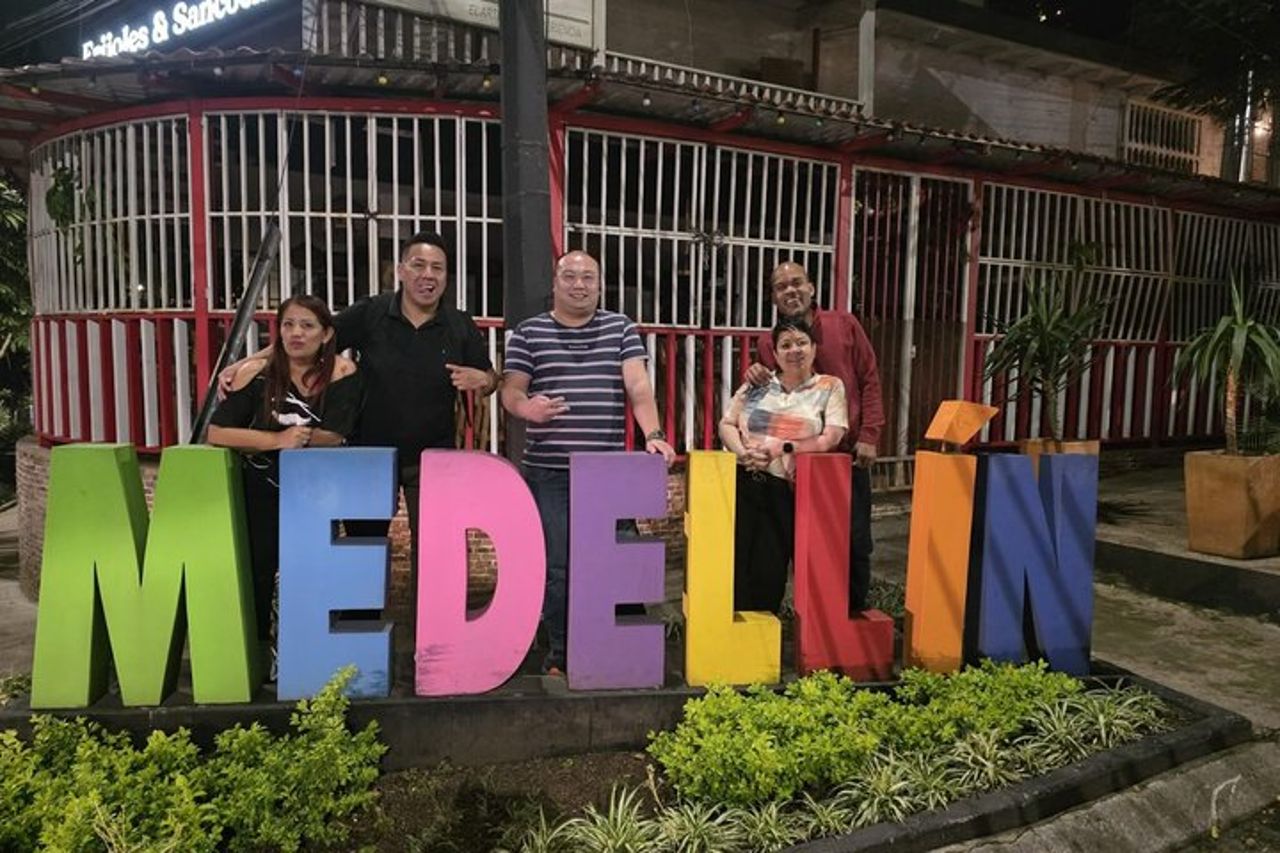 Medellin : Tour guidato della Provenza, dei tetti e dei club con accesso VIP — 6