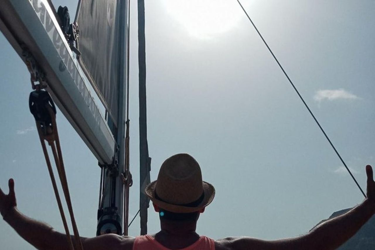 Tour privato in barca a vela a Cabo de Gata (mezza giornata) — 4
