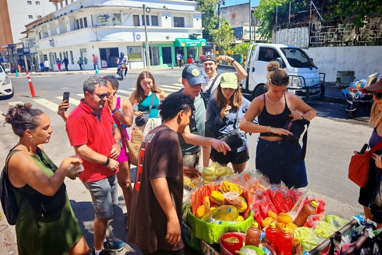 Tour gastronomico e shopping al mercato di San Salvador — 7