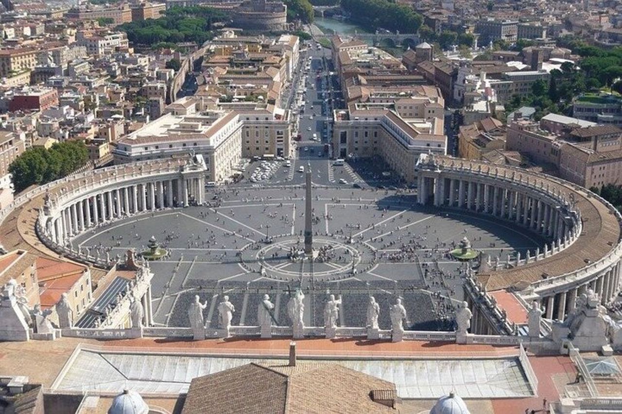 Tour privato dei luoghi di interesse di Roma: Colosseo al Vaticano — 4